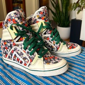 adidas gazelle silver green womens Adidas x Gucci Women's Gazelle Wedge Metallic Gold Low Top Sneakers main image 1